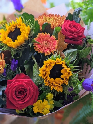 Simply Flowers Cheadle Local Flower Delivery Seasonal Autumn Flower Bouquet